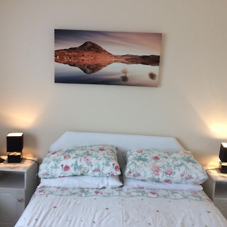 Sea View Room Only Cleggan Екстер'єр фото